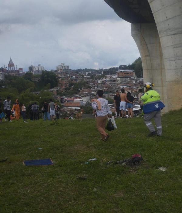 Accidente en La Línea, entre Cajamarca y Calarcá, deja cinco muertos.