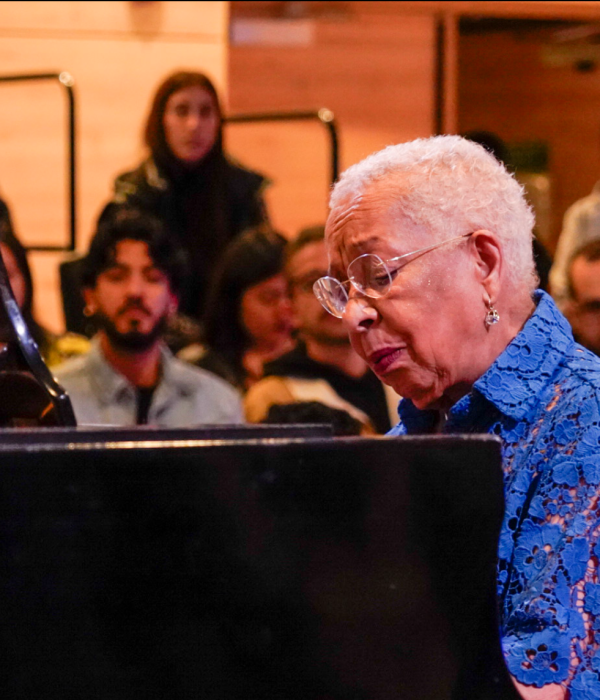 Teresita Gomez en Sala Sinfónica Foto