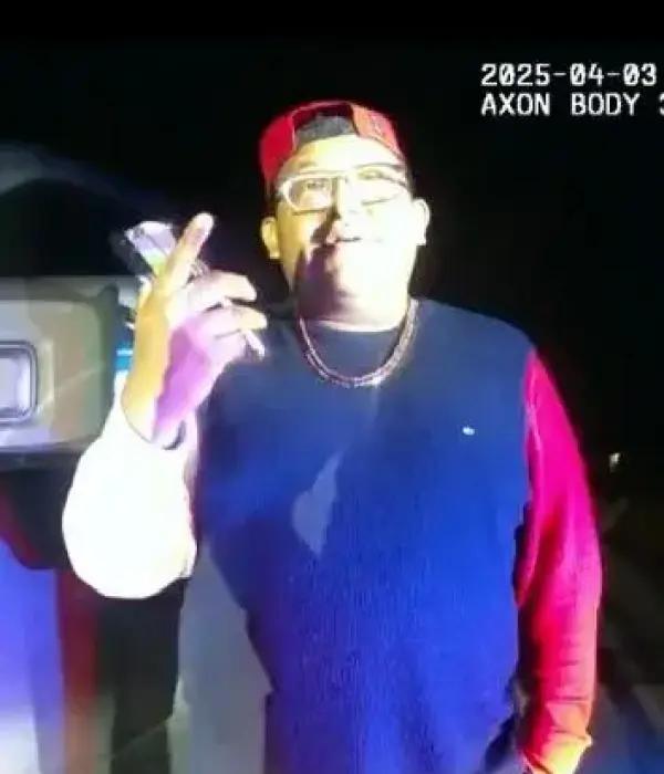 https://www.wfla.com/news/florida/man-claims-to-be-ice-agent-threatens-to-deport-victims-deputies-say/