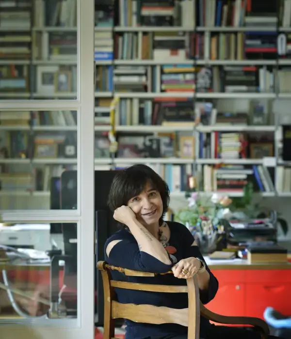 La escritora Rosa Montero continúa en este libro esa exploración sobre la creatividad humana y el acto de escribir que había iniciado en 'La loca de la casa'.
