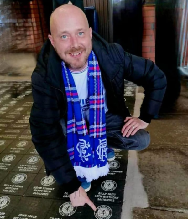 Barry Fair, un hombre de 44 años de Escocia, comenzó a experimentar señales inusuales