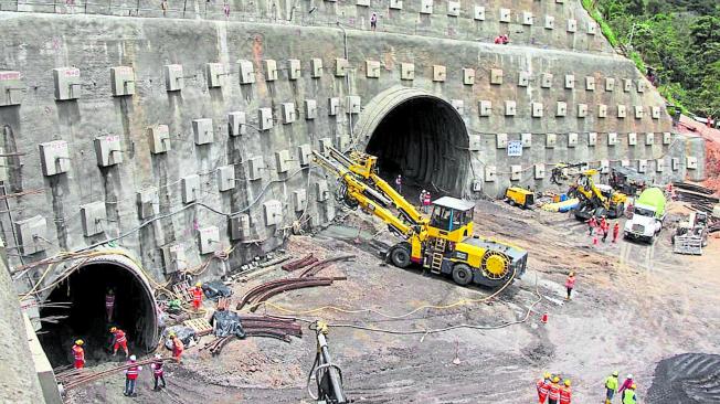 Algunos piden obtener recursos de suspensión de obras, como túnel del Toyo.