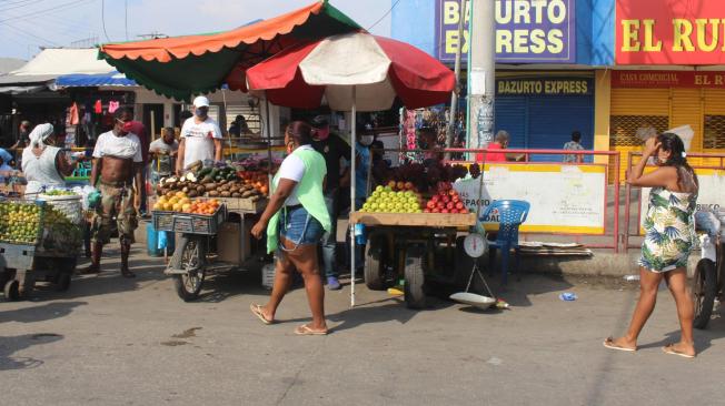 El mercado popular de Bazurto es el lugar con mayores aglomeraciones.
