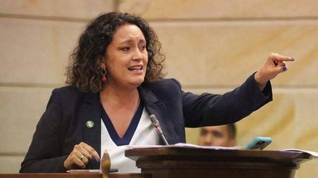 Lozano espera mantener su curul en el Senado. Aspira por la lista Verde Centro Esperanza.