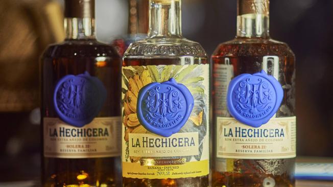 El sabor del ron La Hechicera Reserva Familiar es seco, amaderado, tiene notas a café, tabaco, algo de vainilla y cacao, con algo de picor pero agradable en boca.