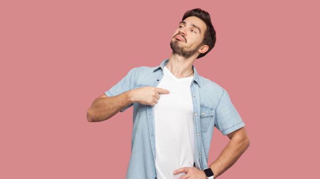 Las personas narcisitas suelen ser egoístas, poco empáticas y vanidosas.