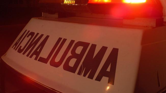 Las ambulancias tienen tres clases de avisos: visuales pasivos, visuales activos y acústicos.