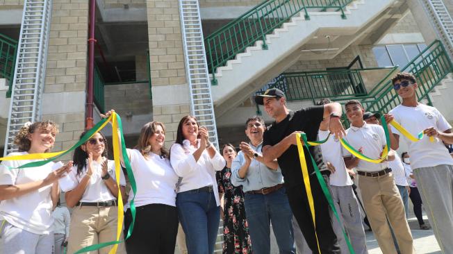 El alcalde Alejandro Char inauguró las obras de la Institución Educativa Alexander Von Humboldt.