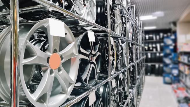 Tanto el comercio como la industria del país tuvieron un inicio de 2024 negativo, ambas actividades presentaron caídas en sus desempeños.