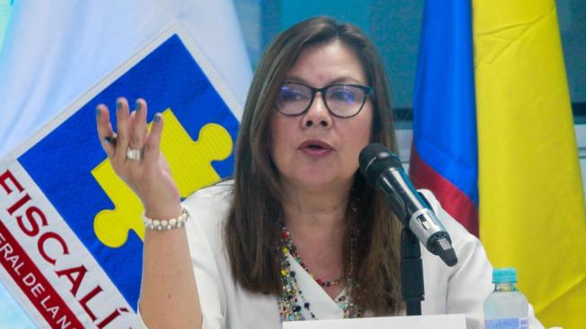Fiscal Luz Adriana Camargo.