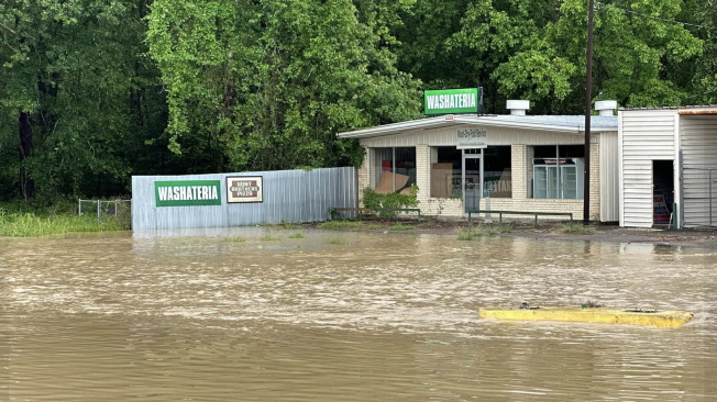 Las inundaciones en determinadas zonas de Texas provocaron evacuaciones obligatorias.