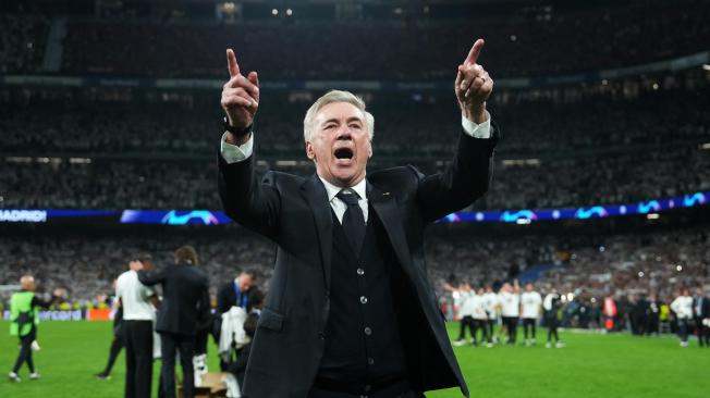 Carlo Ancelotti celebra el paso a la final de la Liga de Campeones.