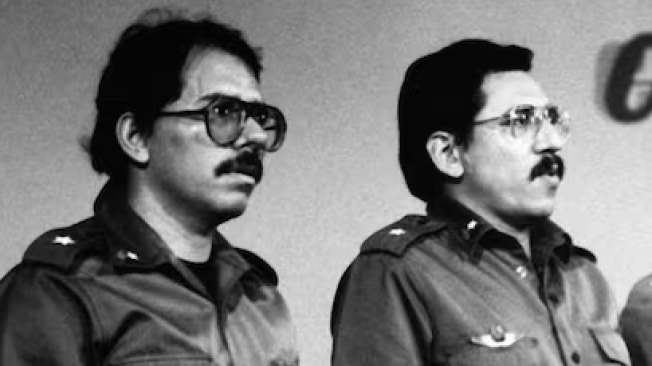 Daniel Ortega y Humberto Ortega