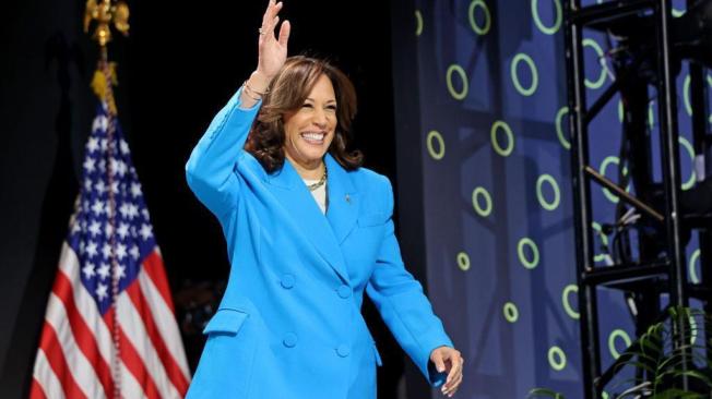 Kamala Harris ha evitado hacer comentarios sobre los llamados para que Biden deje la candidatura presidencial. 