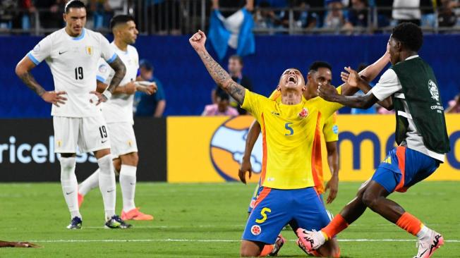 Celebración de la victoria de Colombia sobre Uruguay en la semifinal de la Copa América.
