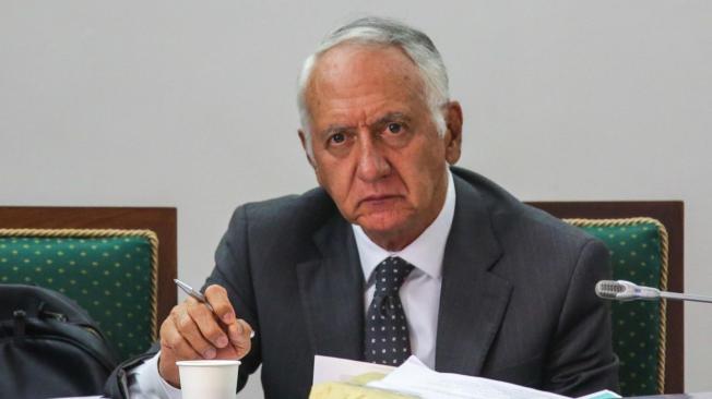 Guillermo Alfonso Jaramillo, ministro de Salud