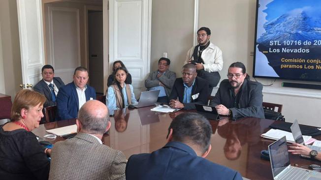 Reunión entre la Consejería de las Regiones, ANT, Gobernadores y directores de Corporaciones Autónomas del Eje Cafetero este 16 de septiembre