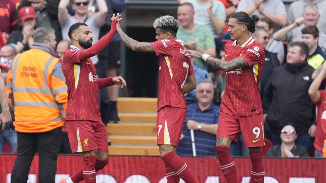 Luis Díaz celebra con Liverpool.