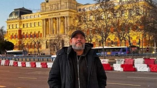 Juan Moncada, apasionado por las motos, la música y la cultura