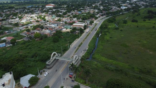 Aspecto general de la Autopista del Caribe en el municipio de Arjona, Bolívar.