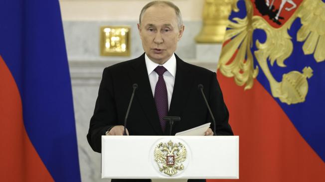 El presidente ruso Vladimir Putin habla durante una ceremonia de presentación de credenciales por parte de los embajadores en Moscú, Rusia, el 05 de noviembre de 2024.