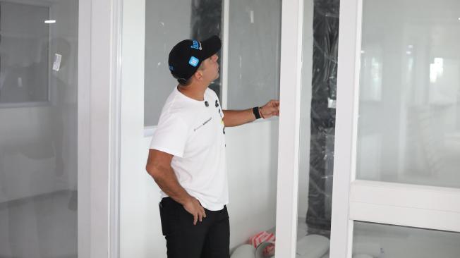 El alcalde recorrió las instalaciones del nuevo hospital.