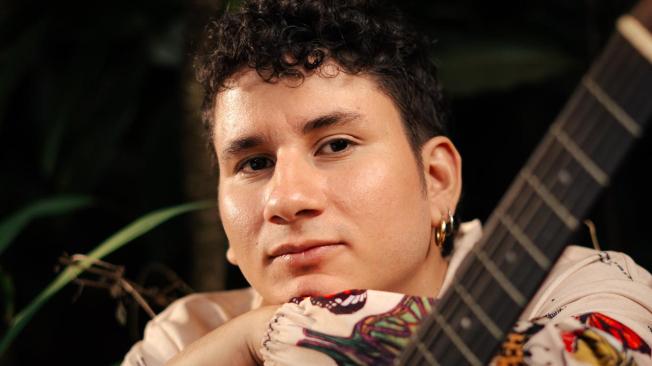 Maréh, cuyo nombre es Federico Galvis, es antropólogo y desde hace más de 10 años se ha dedicado a la música, con dos álbumes publicados y uno más en camino.