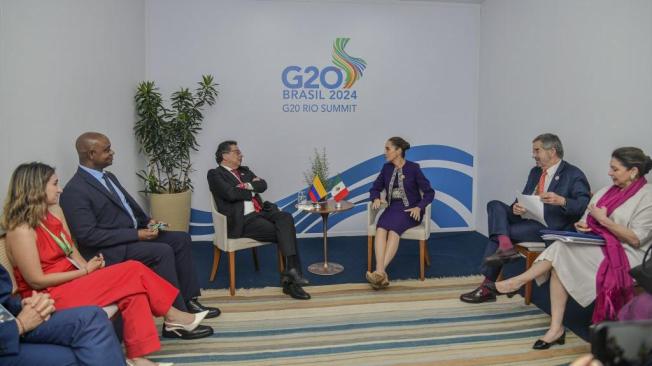Reunión bilateral entre Gustavo Petro y Claudia Sheinbaum.