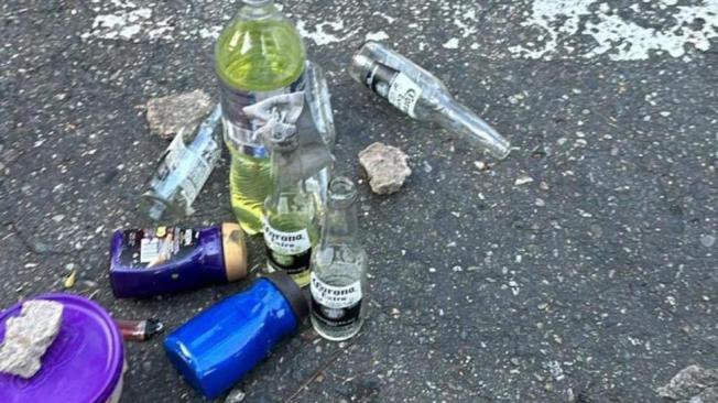 Estos fueron algunos de los elementos que el hombre portaba al interior de un bolso.