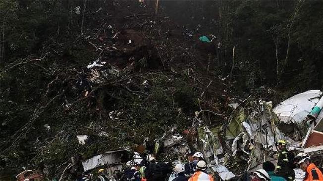 Imágenes del lugar donde colisionó la aeronave que transportaba a los jugadores del Chapecoense.