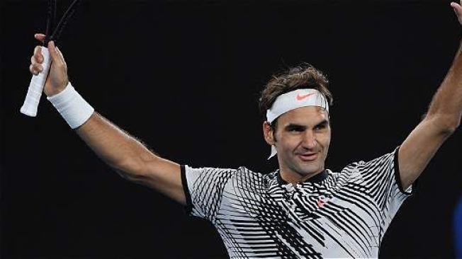 Roger Federer (SUI/N.17) derrotó a Mischa Zverev (GER) 6-1, 7-5, 6-2.
