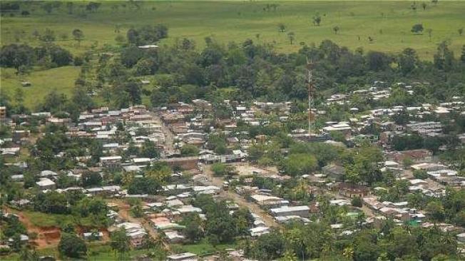 Belén de Bajirá tiene una extensión de 2.000 kilómetros cuadrados y 16.000 habitantes ubicado en límites entre Mutatá y Riosucio