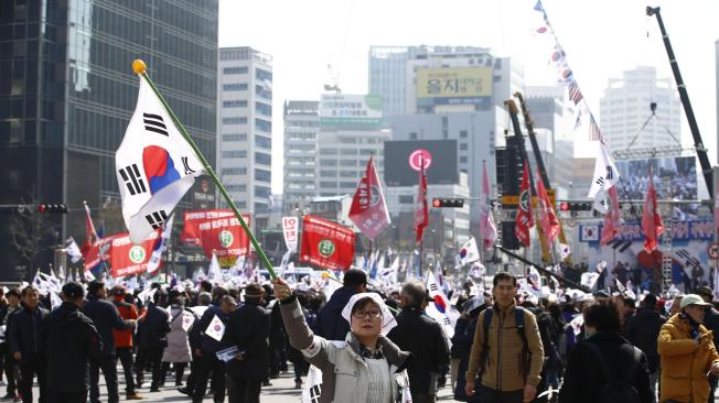 La destitución de Park Geun-hye de la presidencia generó protestas por todo el país.