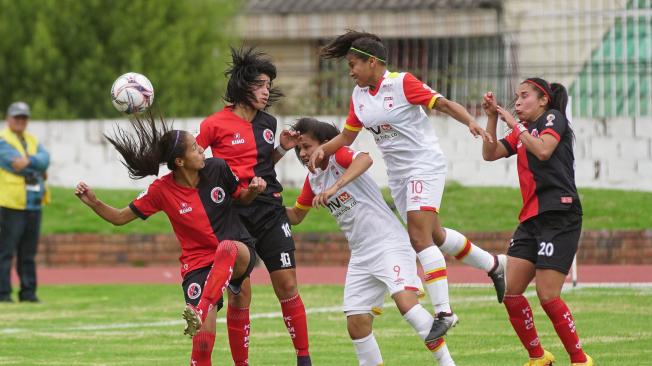 En el partido adelantado de la quinta fecha de la Liga, las leonas de Santa Fe vencieron 2-0 como visitantes a Cúcuta Gol Star. Las bogotanas tienen 15 puntos; las motilonas, 12.