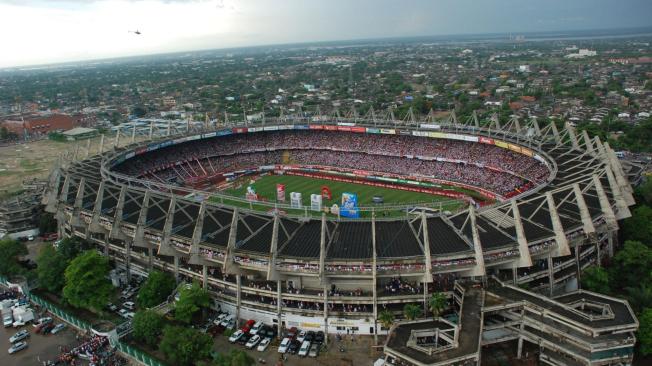 La seguridad está garantizada tanto dentro como fuera del estadio Metropolitano, antes, durante y después del partido de la selección Colombia, este jueves, en Barranquilla.