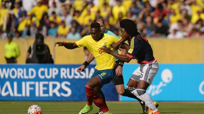 Carlos Sánchez, de gran trabajo y una de las figuras en la victoria 0-2 de Colombia sobre Ecuador.