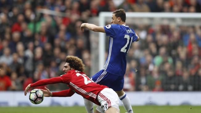 Acciones del juego entre Manchester United y Chelsea