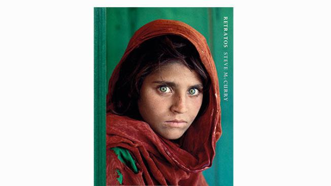 Tres libros de Steve McCurry que se consiguen en Colombia. Retratos, Phaidon (2013).