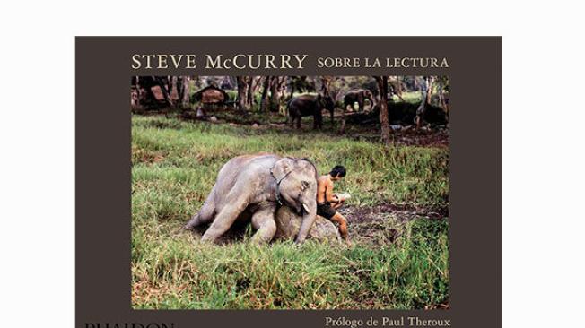 Tres libros de Steve McCurry que se consiguen en Colombia. Sobre la lectura, Phaidon (2016).