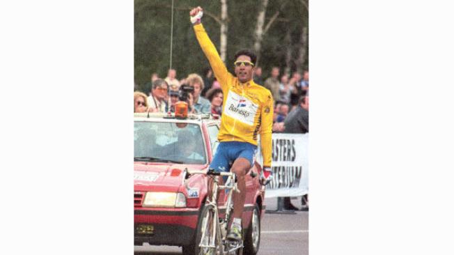Miguel Indurain, ganador del Tour de Francia durante cinco años consecutivos (1992 a 1995) y del Giro de Italia (1992 y 1993).