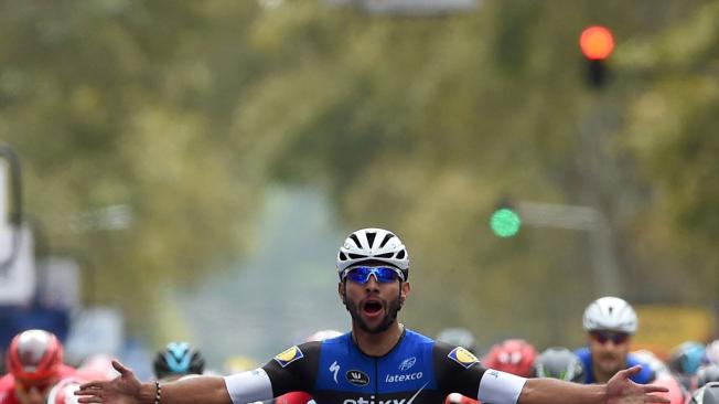 Nombre: Fernando Gaviria 
Fecha de nacimiento: 19 de agosto de 1994
Edad: 22 años
Equipo: Quick-Step Floors
Tiro de corredor: embalador
Giro: primera vez
Principales resultados: campeón mundial del ómnium 2015 y 2016 / Una etapa de la Tirreno-Adriático 2016 / Ganó dos etapas de la Vuelta a Polonia 2016 / Ganador de la Primus Classic Impanis – Van Petegem 2016 / Campeón de la París Tours 2016 / Ganador de una etapa de la Vuelta al Algarve 2017 / Ganador de una etapa de la Tirreno-Adriático 2017.