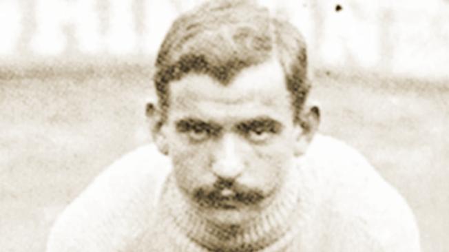 Luigi Ganna fue el primer ganador del  Giro de Italia, en 1909