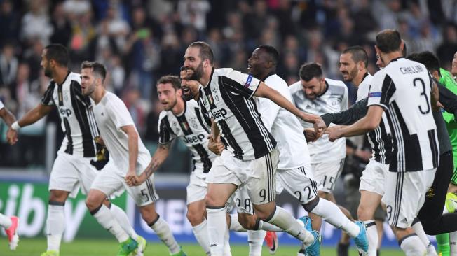 Los jugadores de Juventus celebran la clasificación.