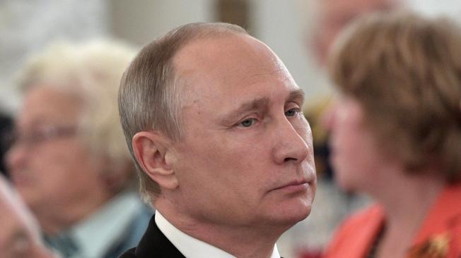 El presidente ruso, Vladimnir Putin (foto), ha sido acusado de hackear los correos del partido Demócrata para ayudar a Trump a ganar la presidencia de EE. UU.