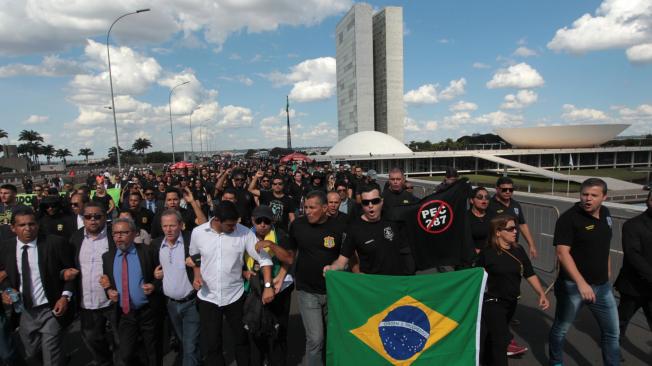 A pesar de que el presidente brasileño cree que con el tiempo le darán la razón, por ahora su reforma laboral a lanzado a gran parte de los sindicatos a las calles.