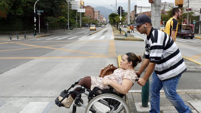 Lina María Arango, ciudadana en silla de ruedas.