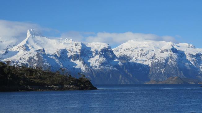 Fotografía cedida por el Servicio Nacional de Turismo (SERNATUR) de la región de Magallanes y la Antártica Chilena, que muestra Caleta María, ubicada en Tierra del Fuego (Chile).