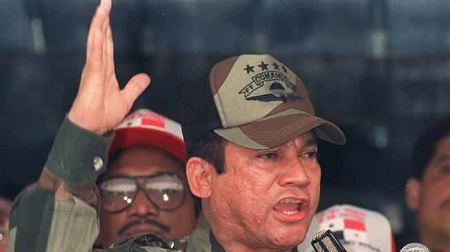 Manuel Antonio Noriega falleció este lunes a los 83 años. Noriega fue un temido dictador panameño, muy valorado agente de la CIA, que cayó en desgracia después de ser acusado de narcotráfico y derrocado por una invasión de Estados Unidos. Noriega se hallaba recluido en un hospital desde marzo tras operarse de un tumor cerebral.