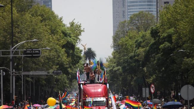 La 39° edición de la marcha del orgullo LGBT, este sábado 24 de junio de 2017, en Ciudad de México (México).