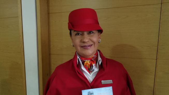 Gladys Buendía es una de las 68 personas que conforman la tripulación que operará los vuelos de la visita papal a Colombia.